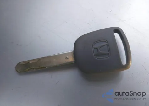 2005 Honda Accord 2.4 Ex from USA, damaged, VIN 1HGCM56785A103821